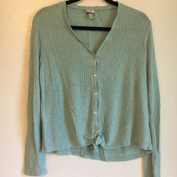 Light Blue Long Sleeve with Front Tied - Picture 1 of 2